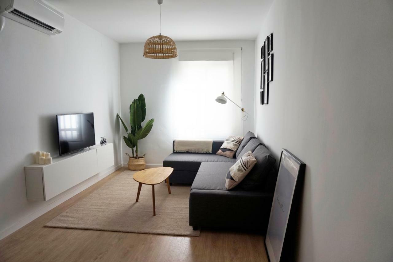 Ronda Chic Apartments - C/ Lauria - Centro Ciudad Bagian luar foto