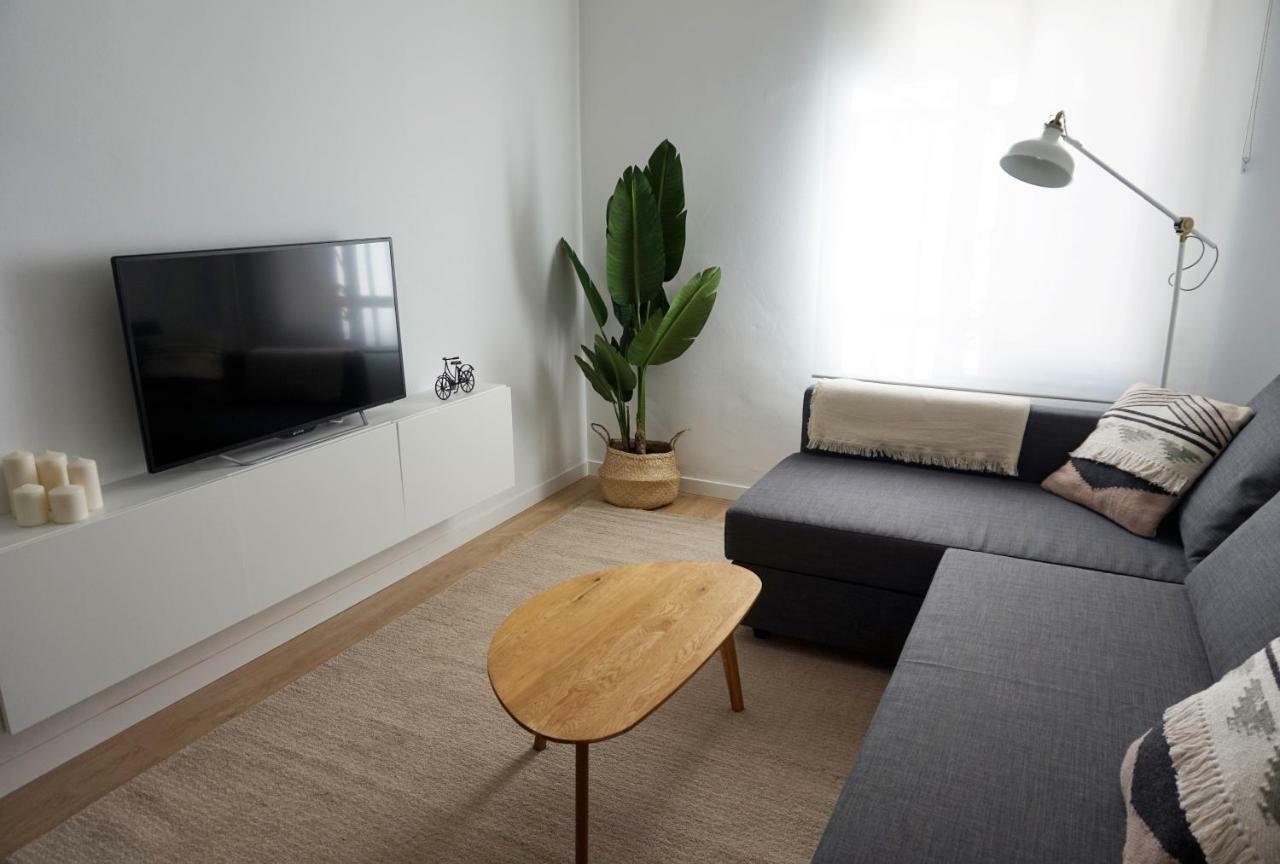Ronda Chic Apartments - C/ Lauria - Centro Ciudad Bagian luar foto